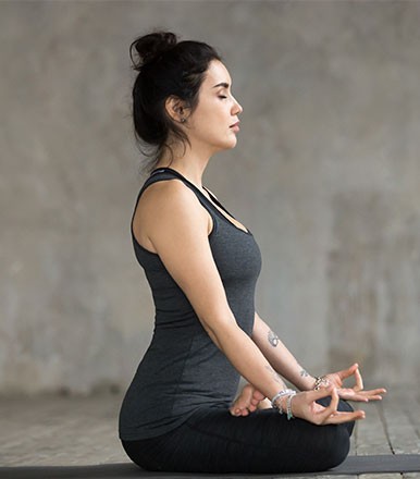 5 health benefits of practising Morning yoga