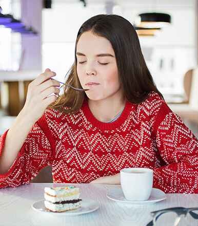 How to Control Sugar Cravings Effectively?