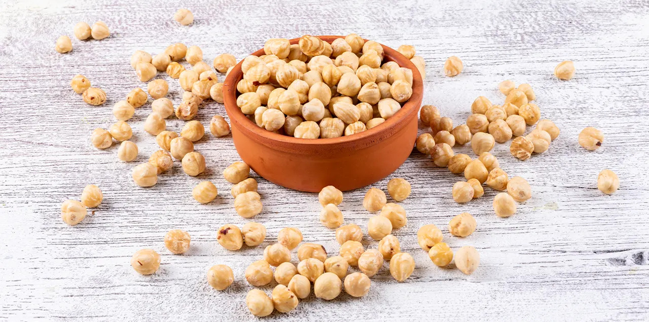 How Do Chickpeas Improve Overall Health Naturally?