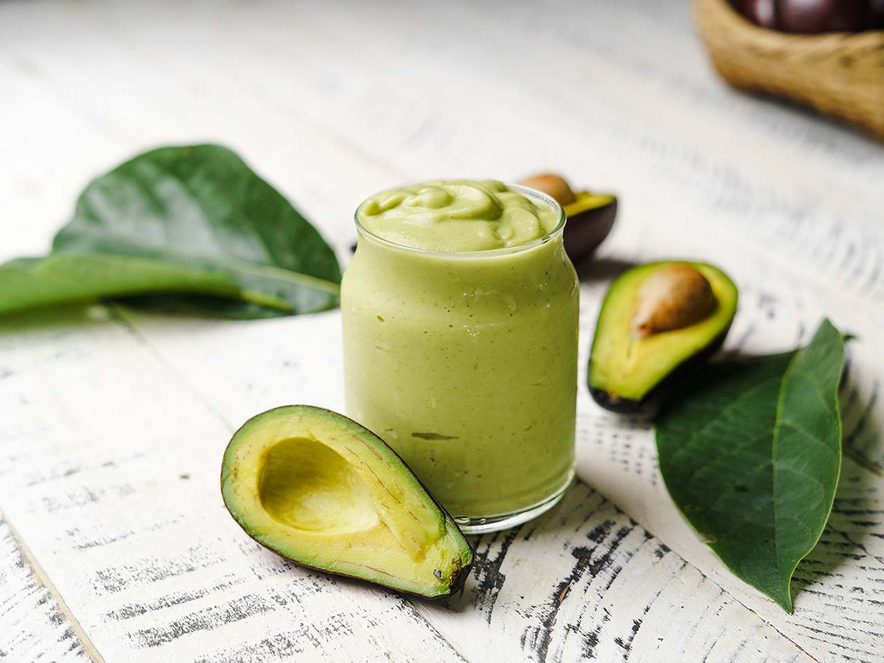 Avocado Smoothie: Healthy Recipe and Its Incredible Benefits | Hello Fitness Magazine