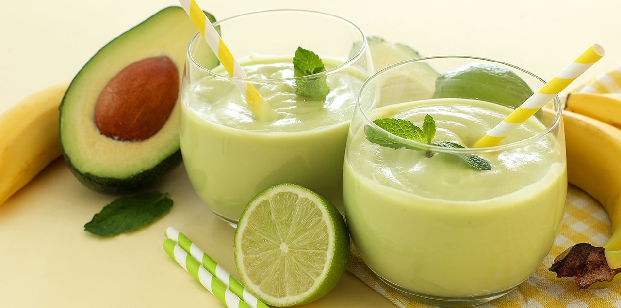 Avocado Smoothie: Healthy Recipe and Its Incredible Benefits