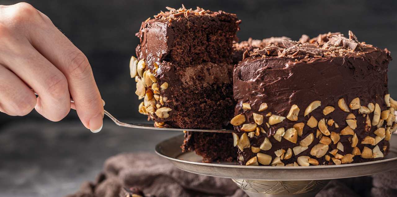 Prepare Healthy Chocolate Cake at Home