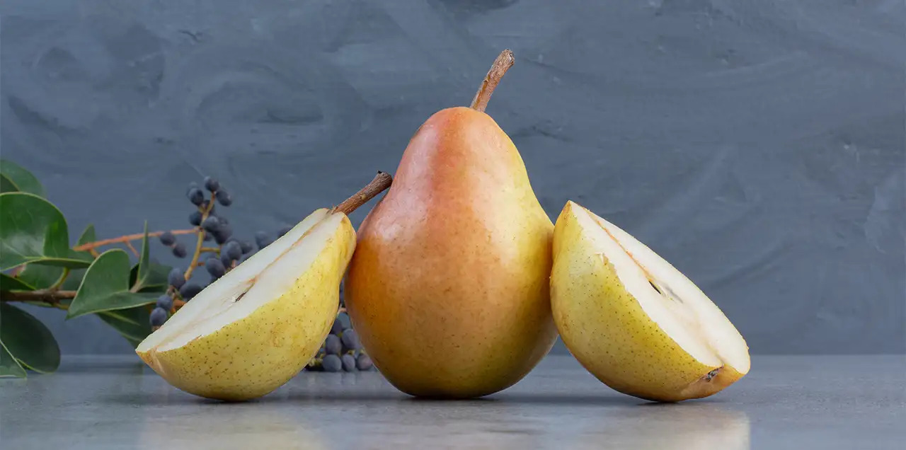 How Does Pear Fruit Support Heart and Metabolic Health?