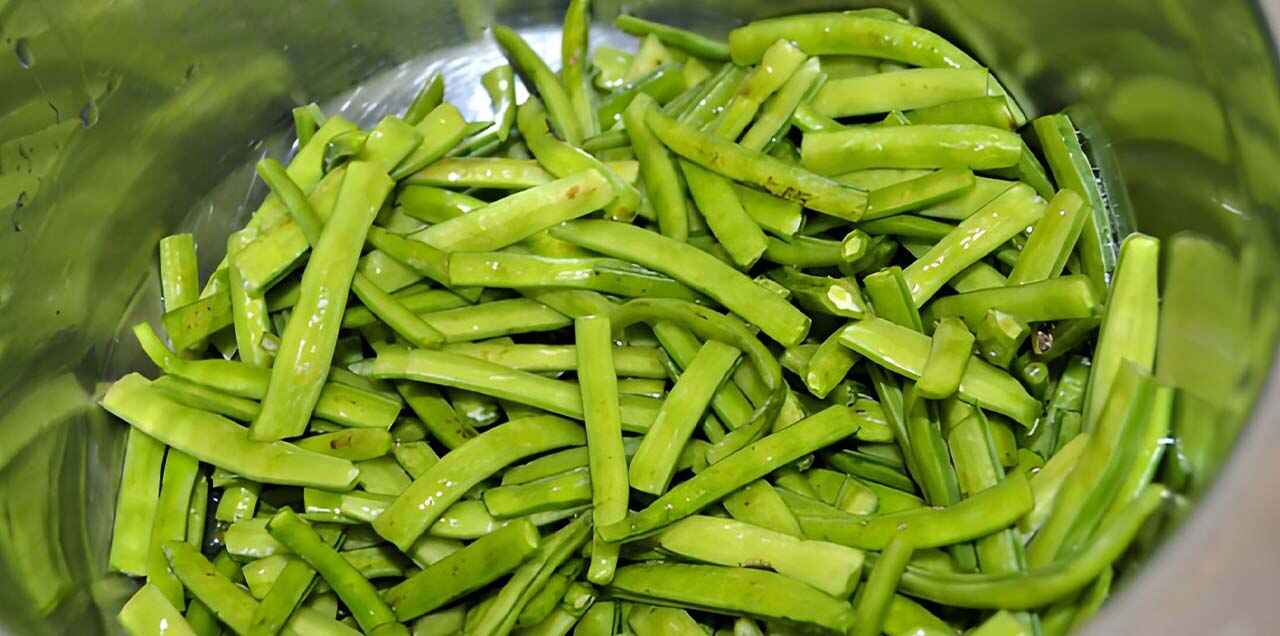 What are the Nutrition Facts & Health Benefits of Cluster Beans?