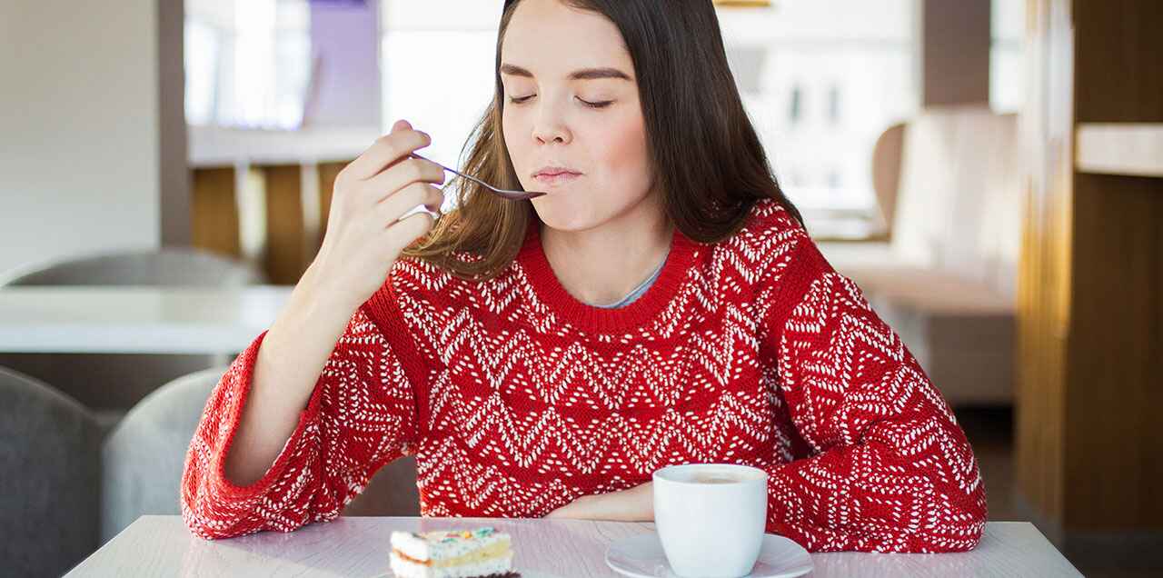 9 Rainy Season Fruits That Improve Digestion Fast